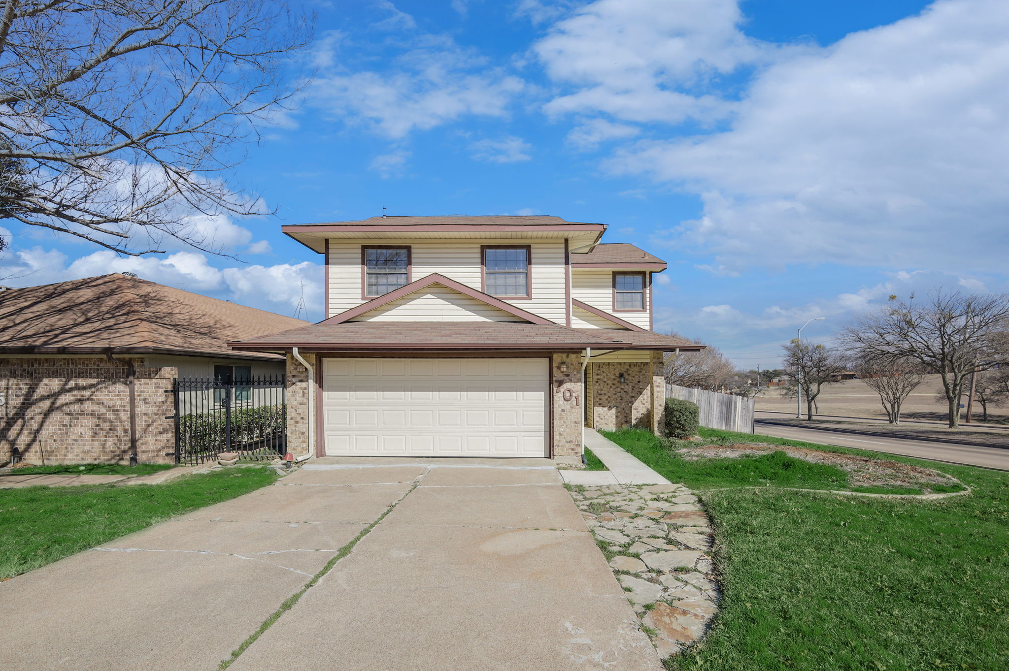 Property thumbnail image