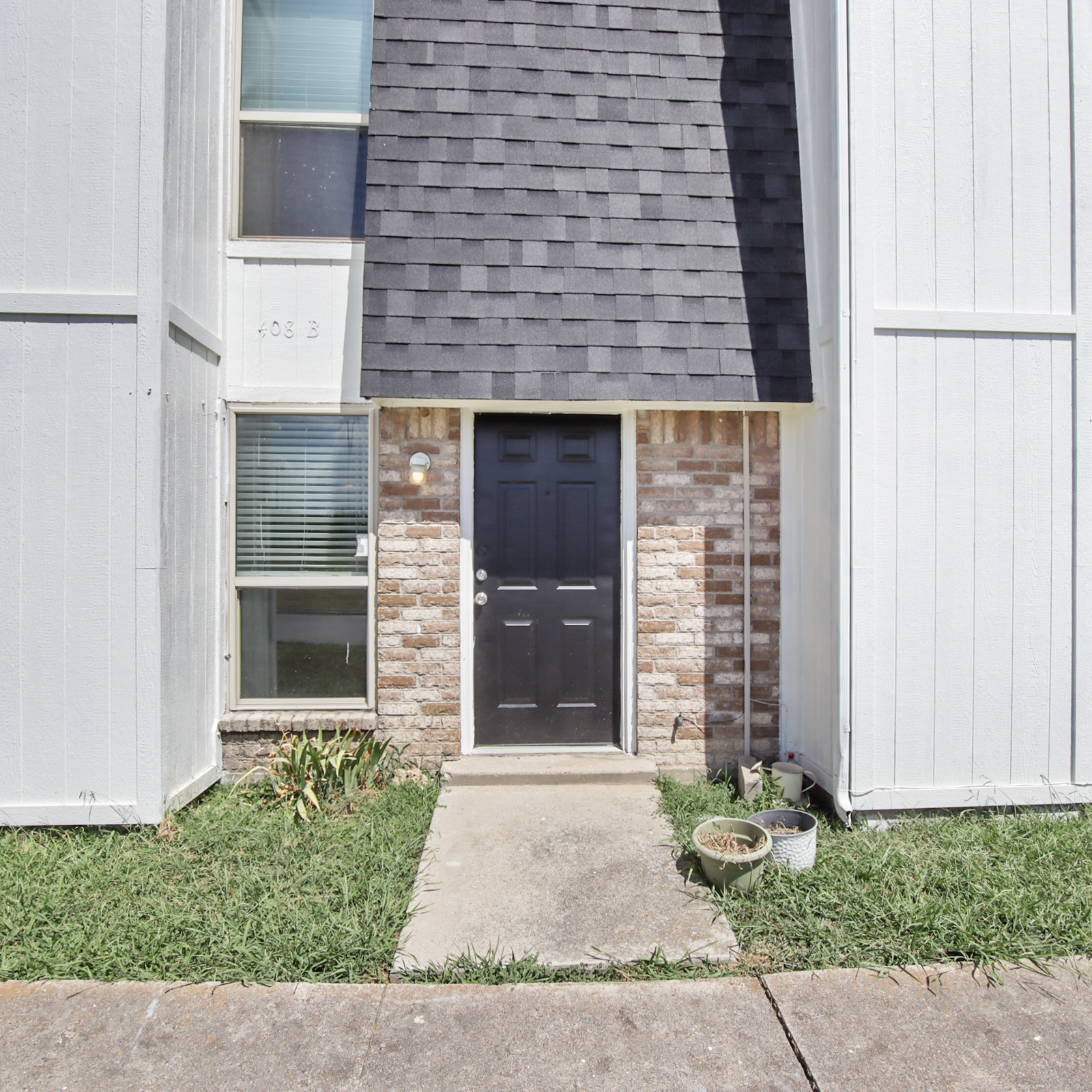 408 Noble Avenue - B