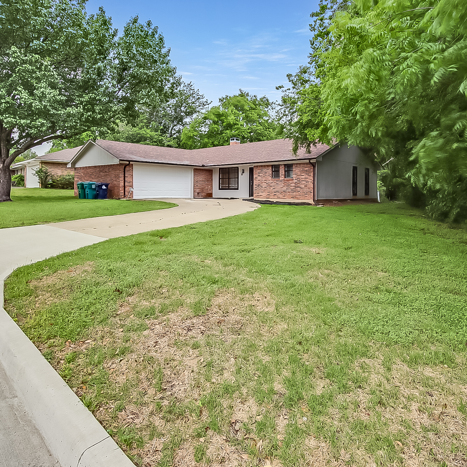 1329 East Windsor Drive