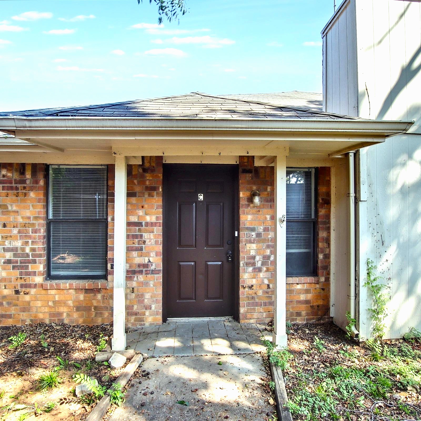 916 Hilltop Drive - C