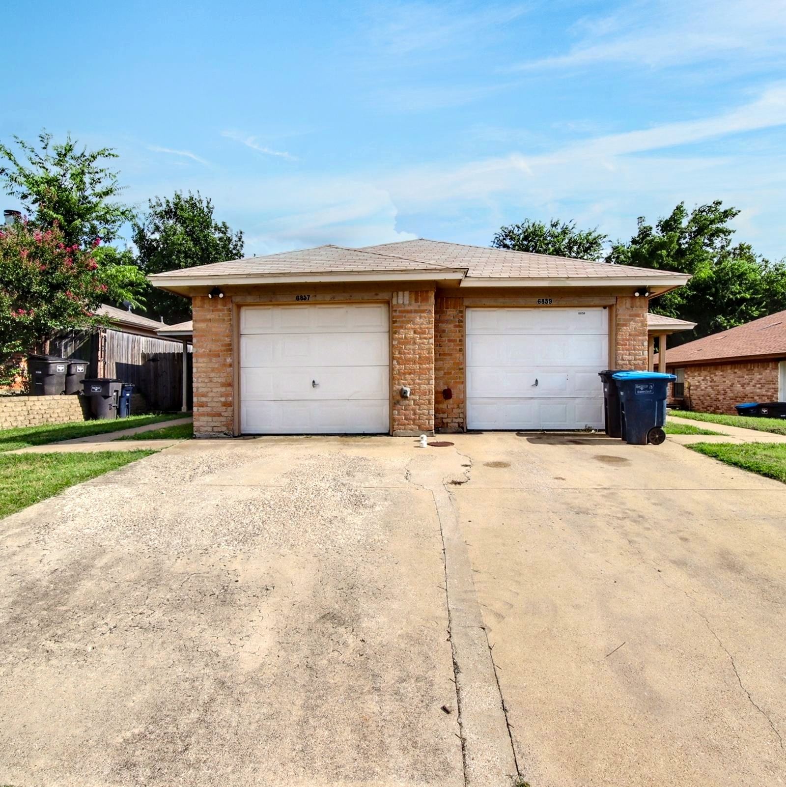 6859 South Creek Drive