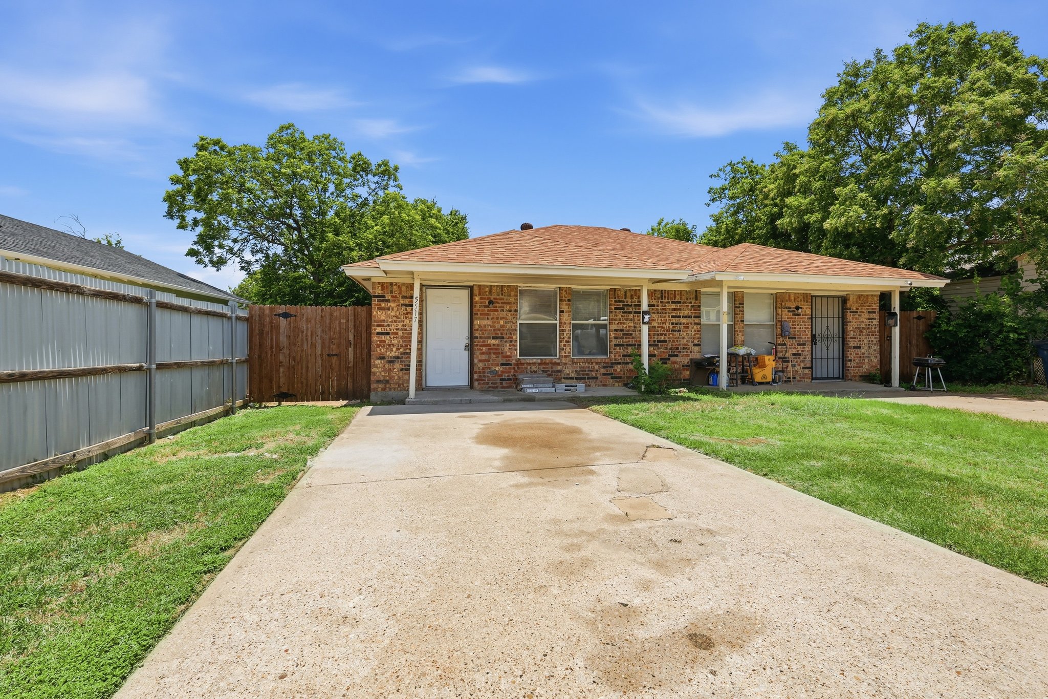 Property thumbnail image