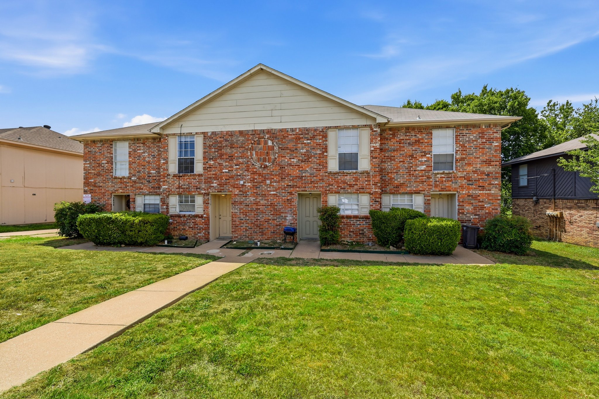 3828 Coates Circle